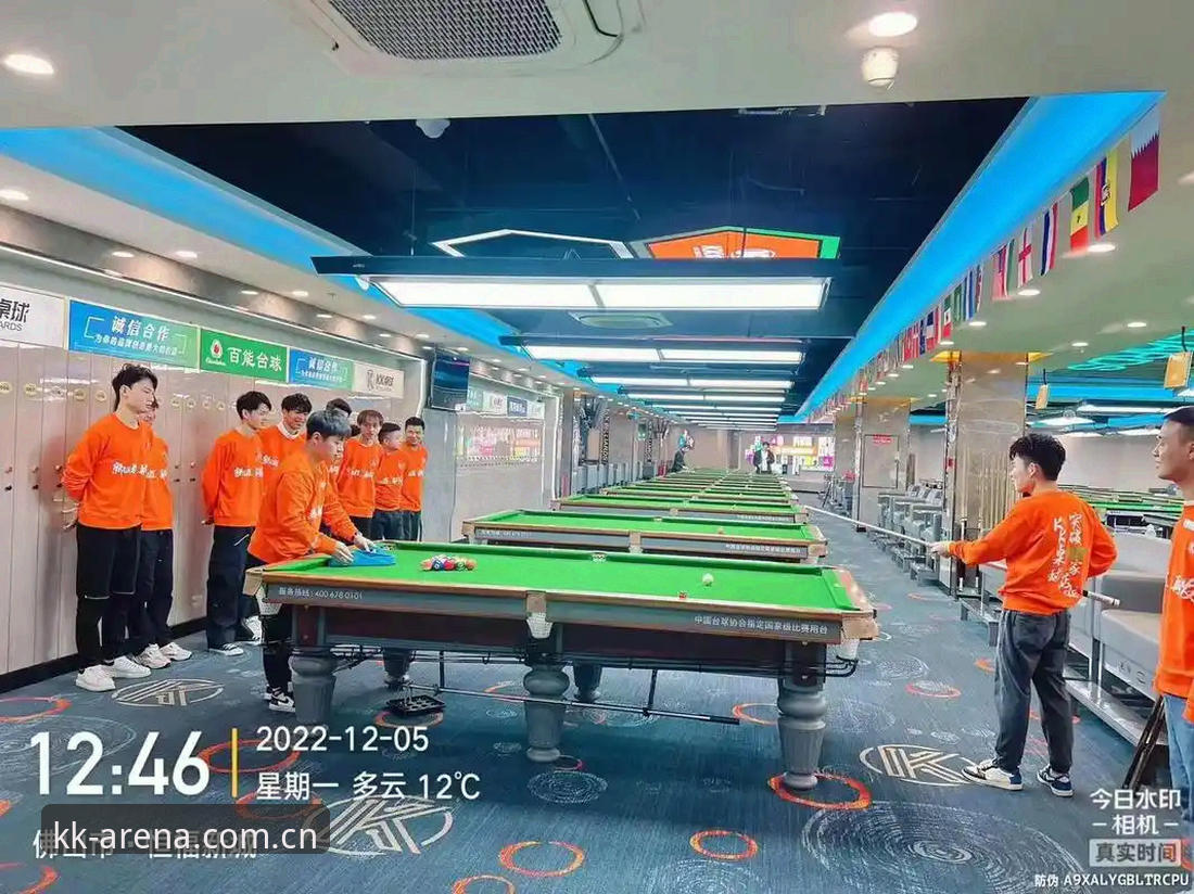 KK体育优惠活动推荐 vs 常规玩法：哪个更值得投入？——行业观察者的深度分析